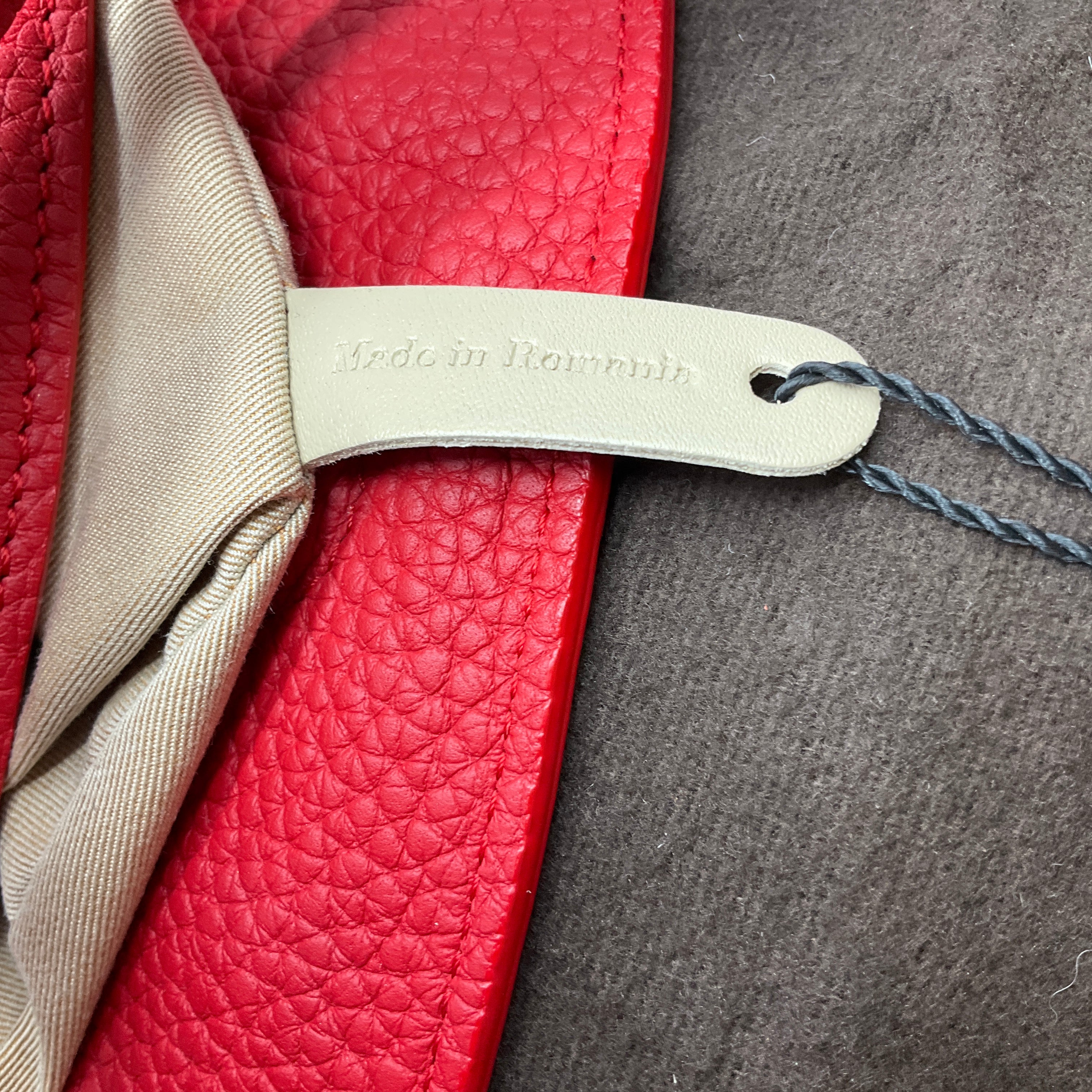 Akris Lipstick Red Grained Calfskin Leather Tasche XS Anna Bag - Image 14