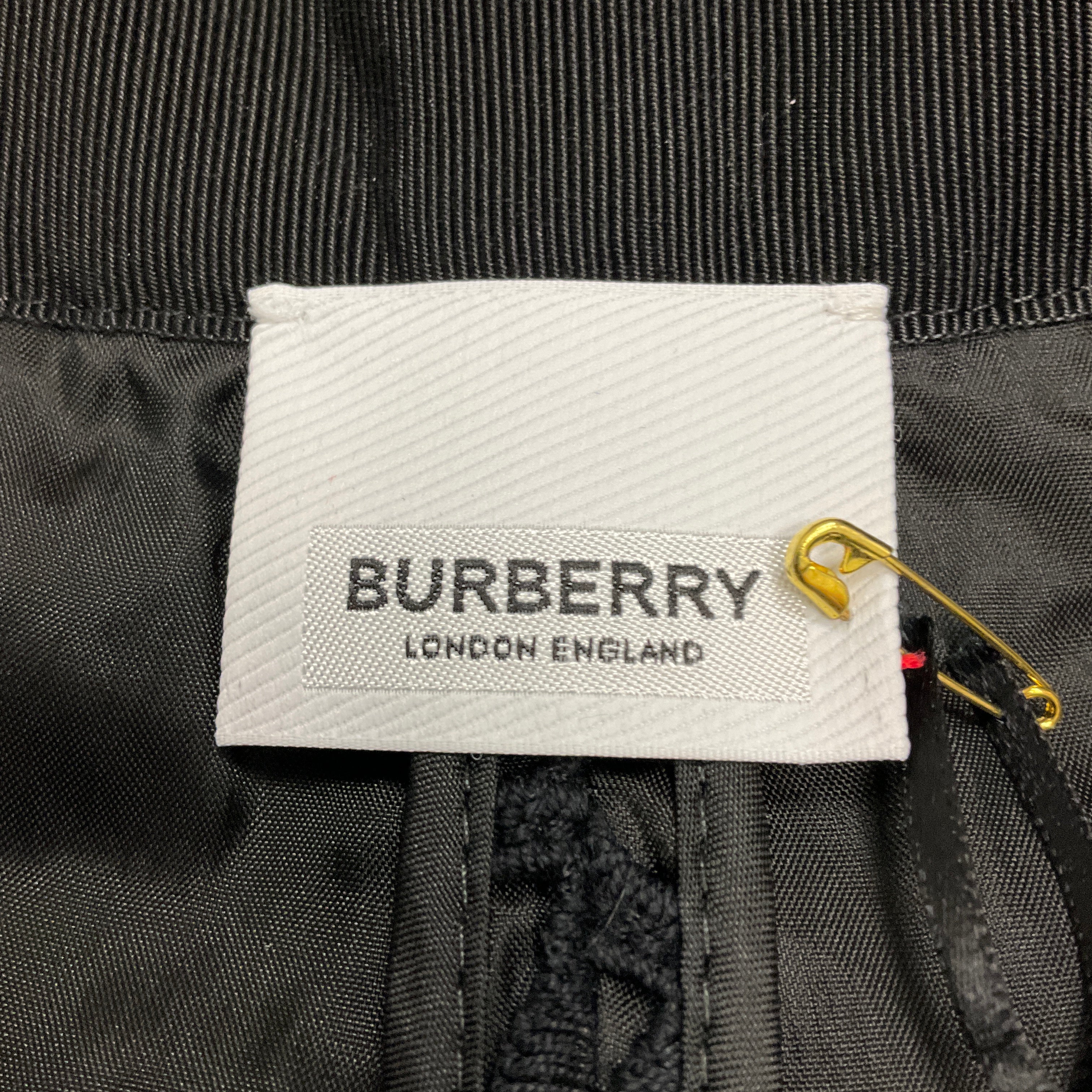 Burberry Black High-Waisted Macrame Lace Biker Shorts - Image 4