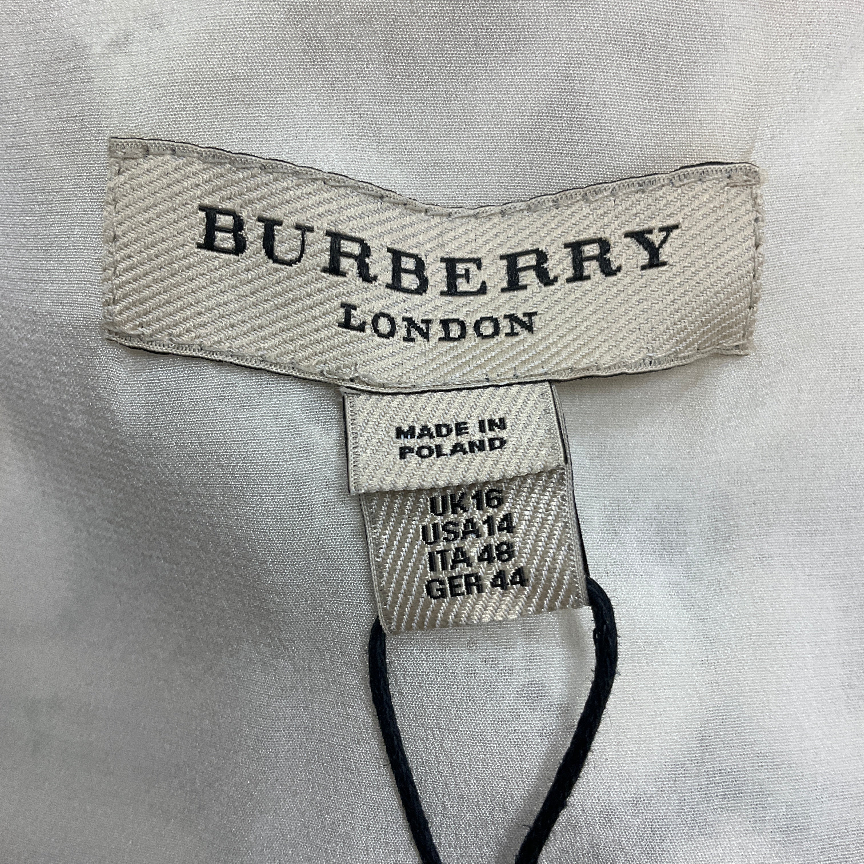 Burberry Parchment Ivory Short Sleeved Crochet Knit Lace Dress - Image 4