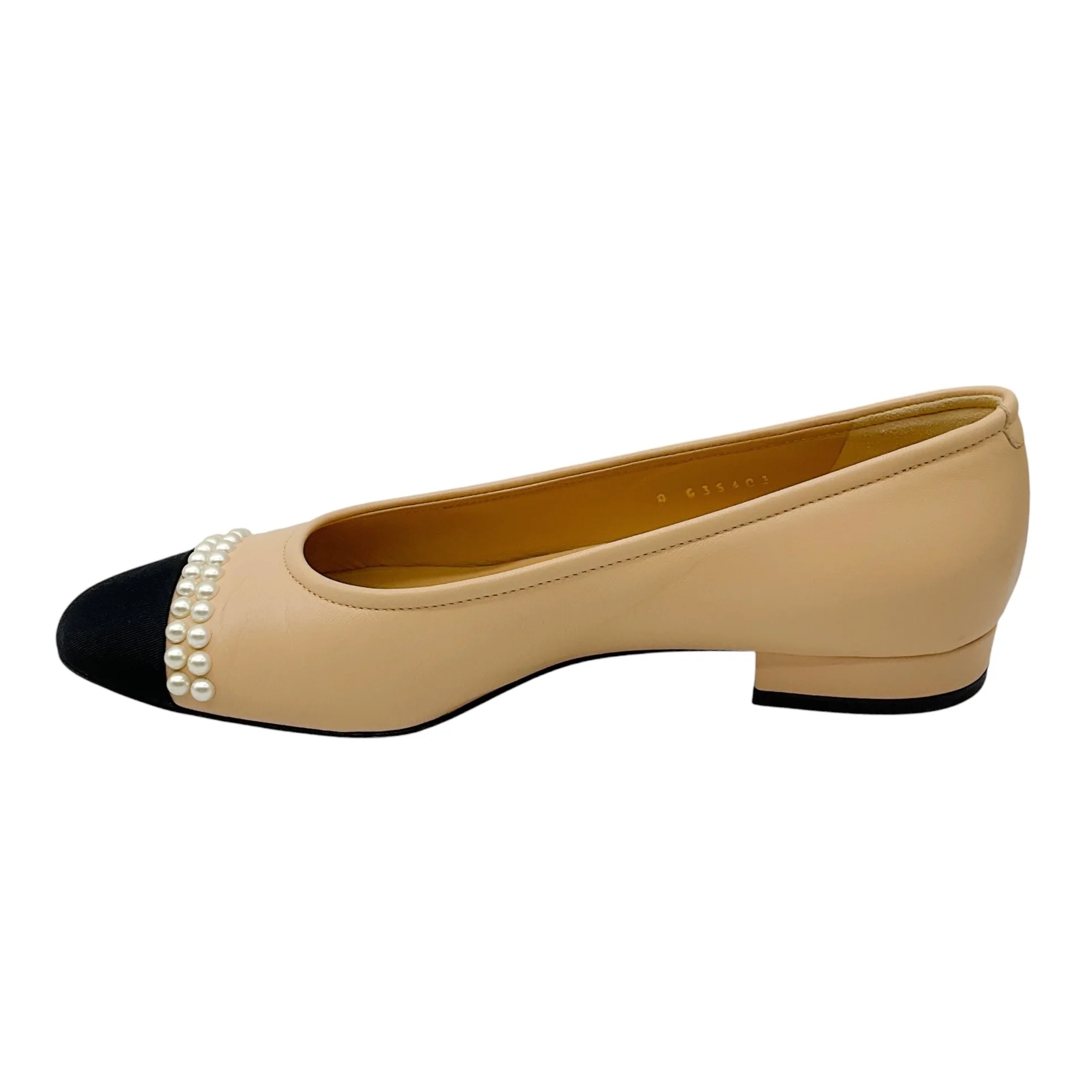 Chanel Beige / Black 2020 Pearl Embellished Grosgrain Cap Toe Lambskin Leather Ballerina Flats - Image 3