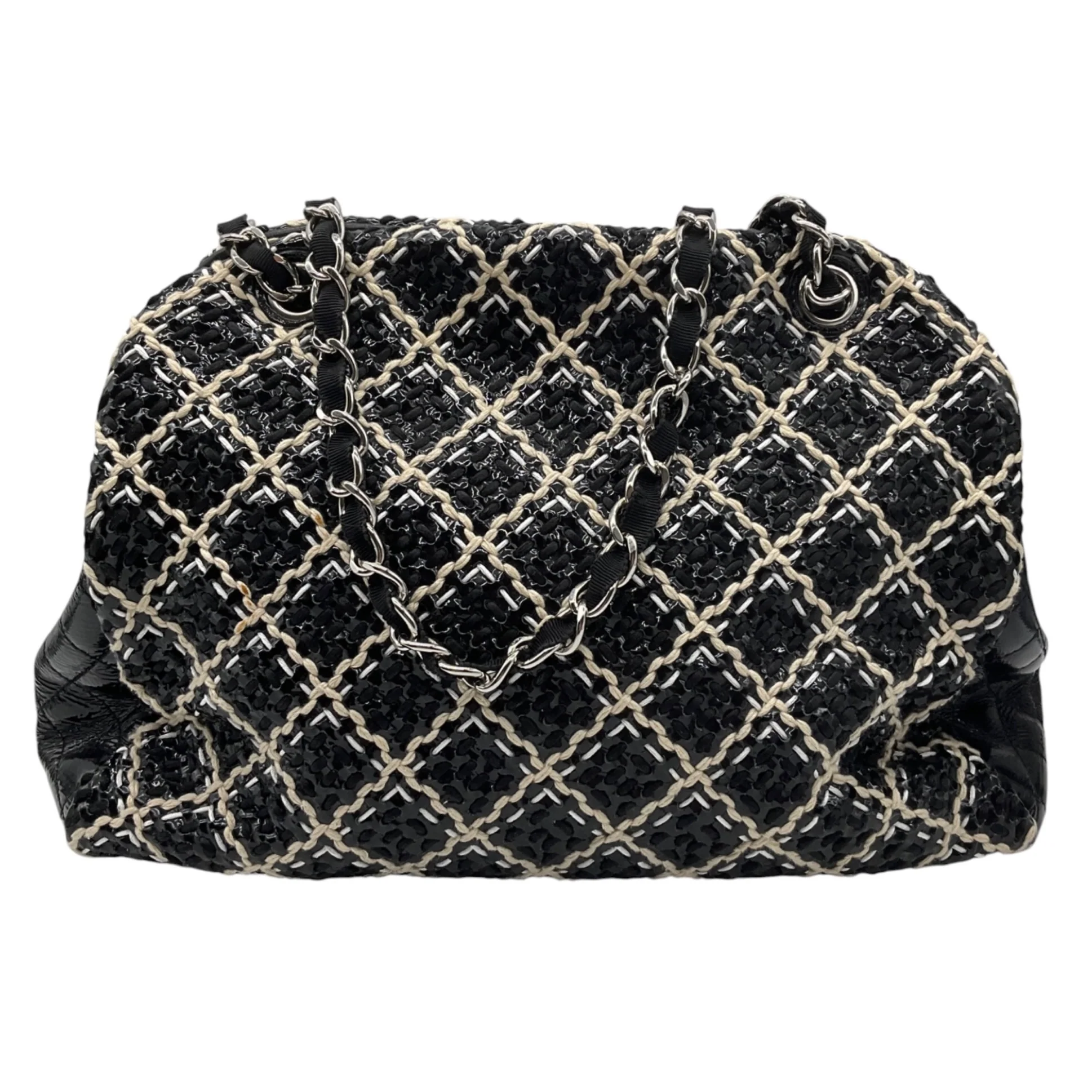 Chanel Black / Beige / White Woven Patent Leather Chain Strap Handbag - Image 3