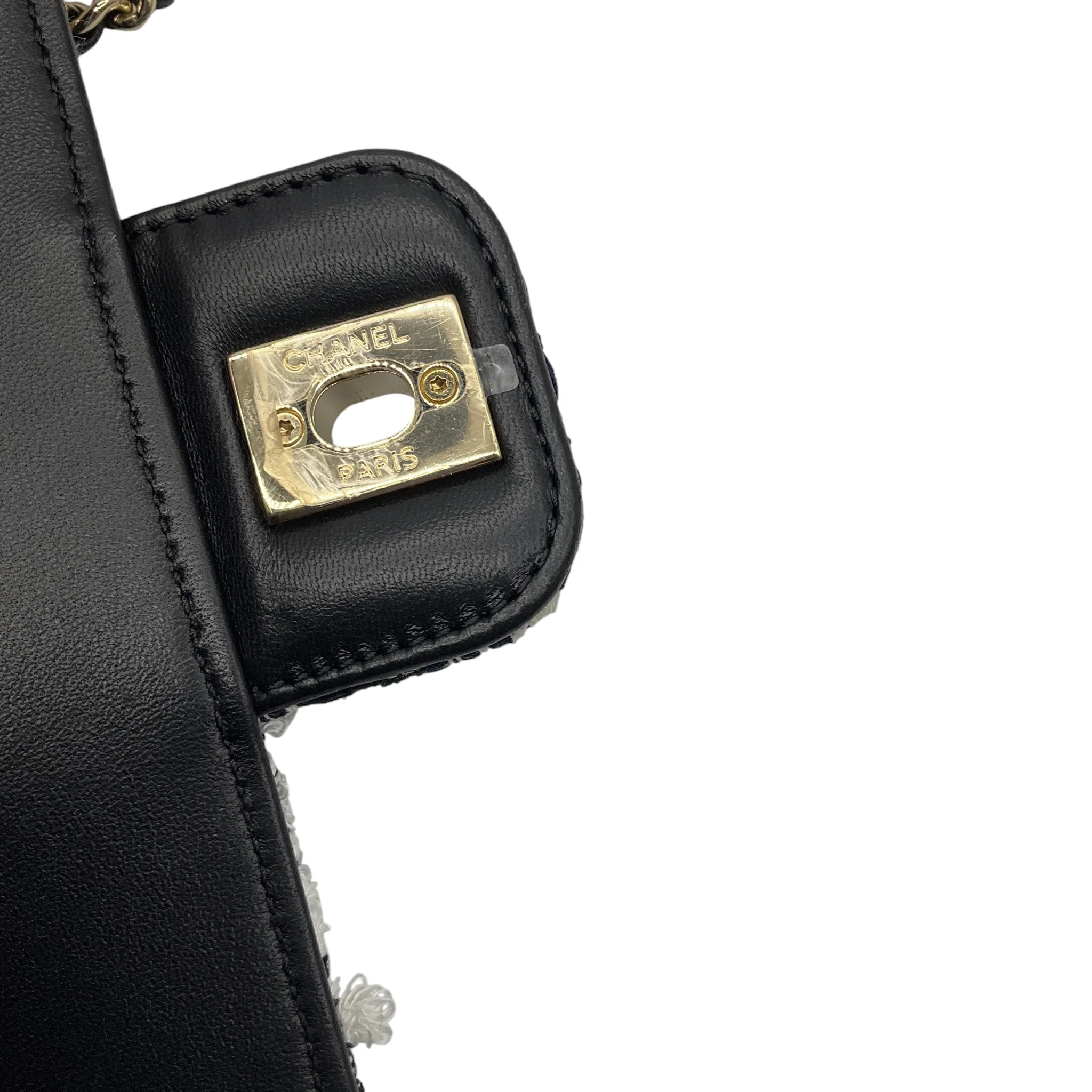 Chanel Black / White / Navy Blue Quilted Tweed Resin Heart Mini Flap Crossbody Bag - Image 8