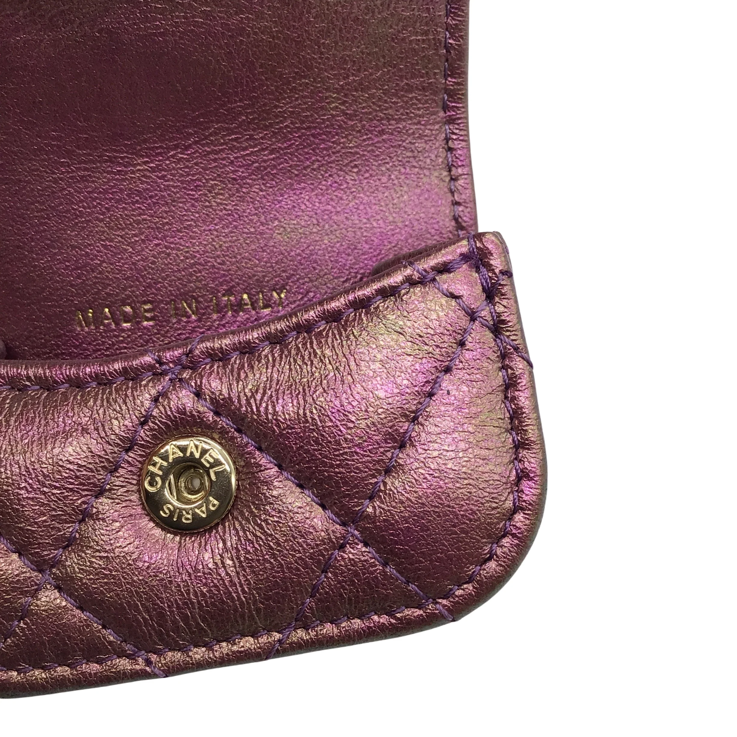Chanel 2021 Purple / Light Gold CC Logo Chain Strap Quilted Iridescent Lambskin Leather Airpods Pro Case / Handbag - Image 8