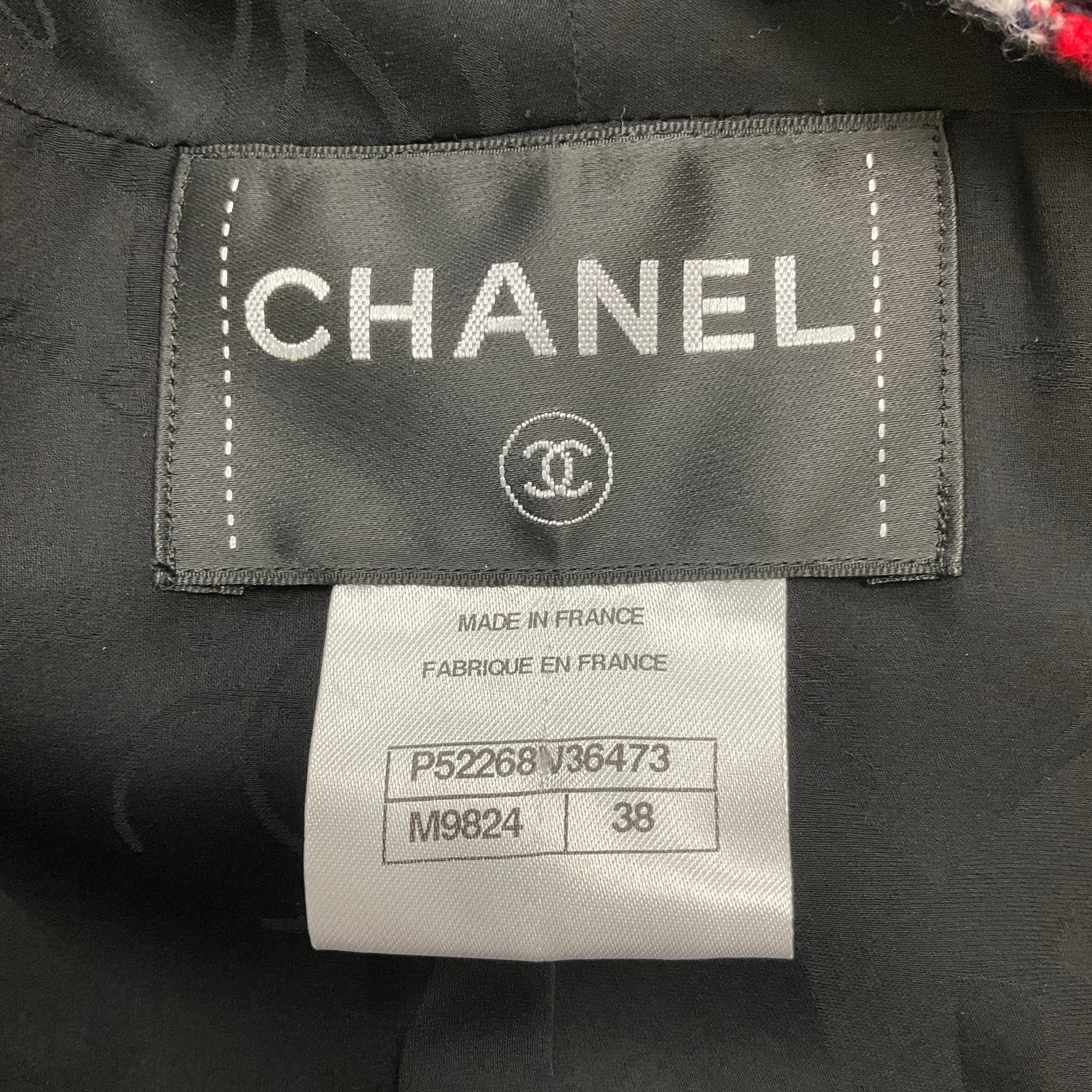 Chanel Red / Navy / Black Silk Trimmed Boucle Cashmere Tweed Jacket - Image 4