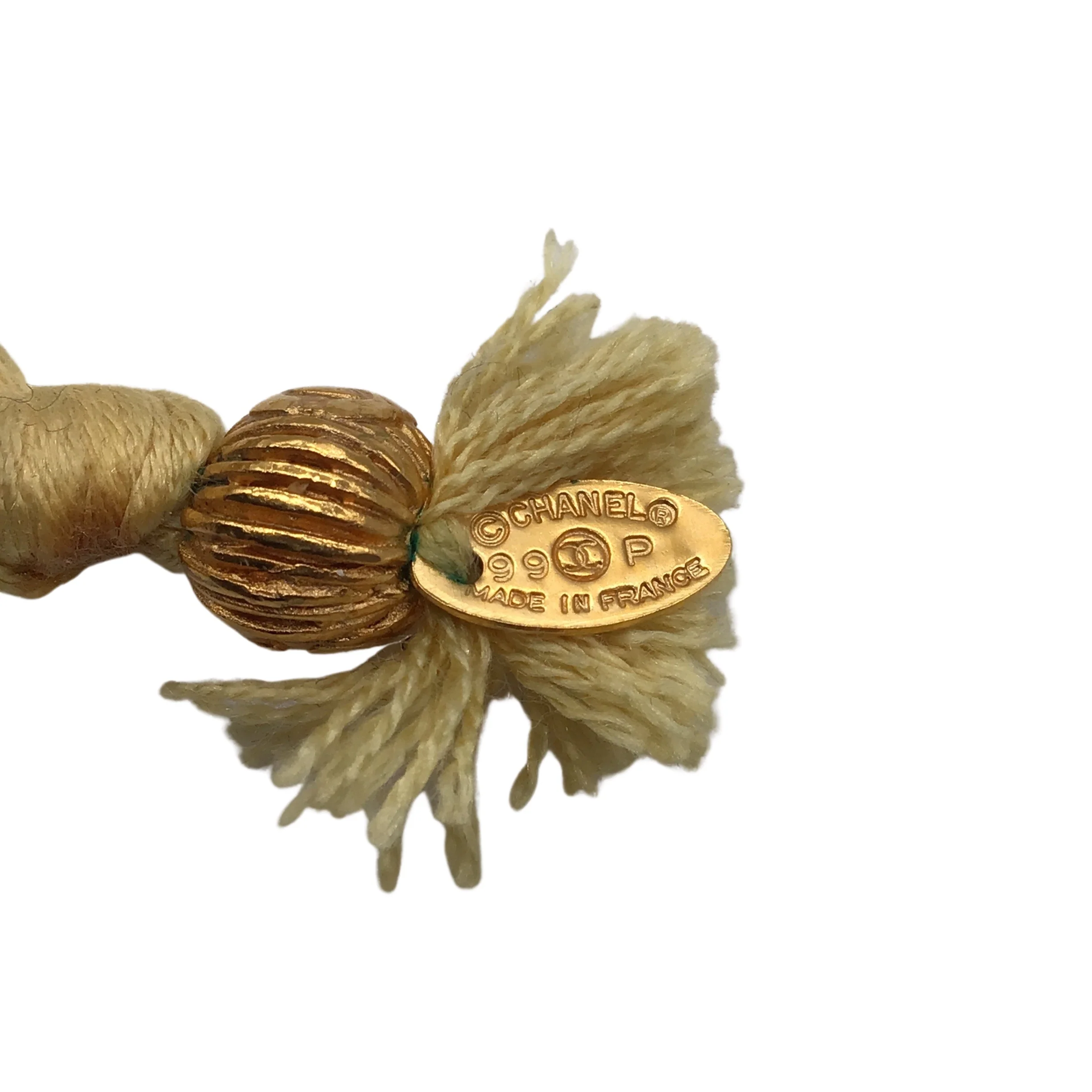 Chanel Vintage 1999 Yellow Resin Stone and Gold CC Logo Charm Tassel Detail Belt - Image 10