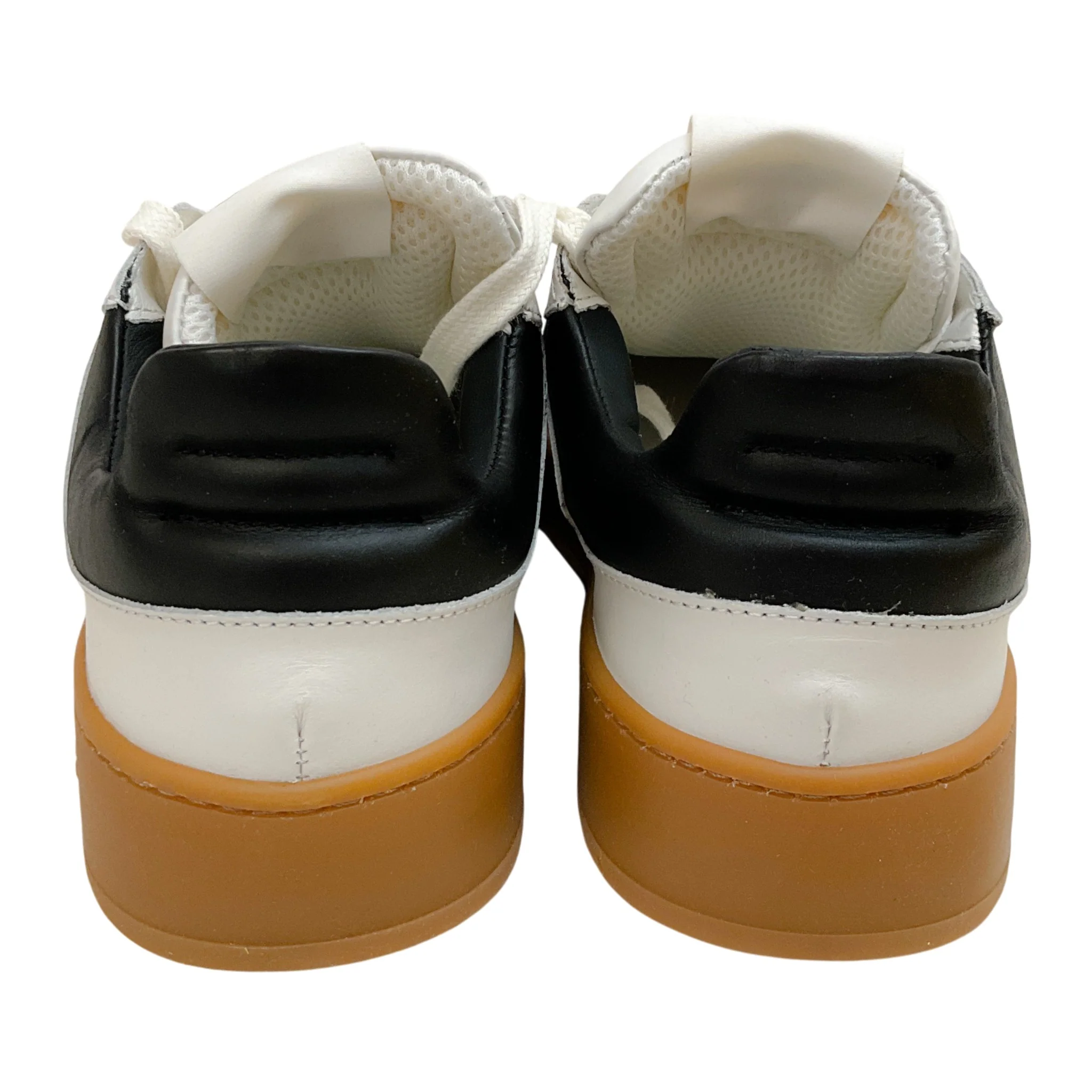 Closed White / Black Low Top Sneakers - Image 5