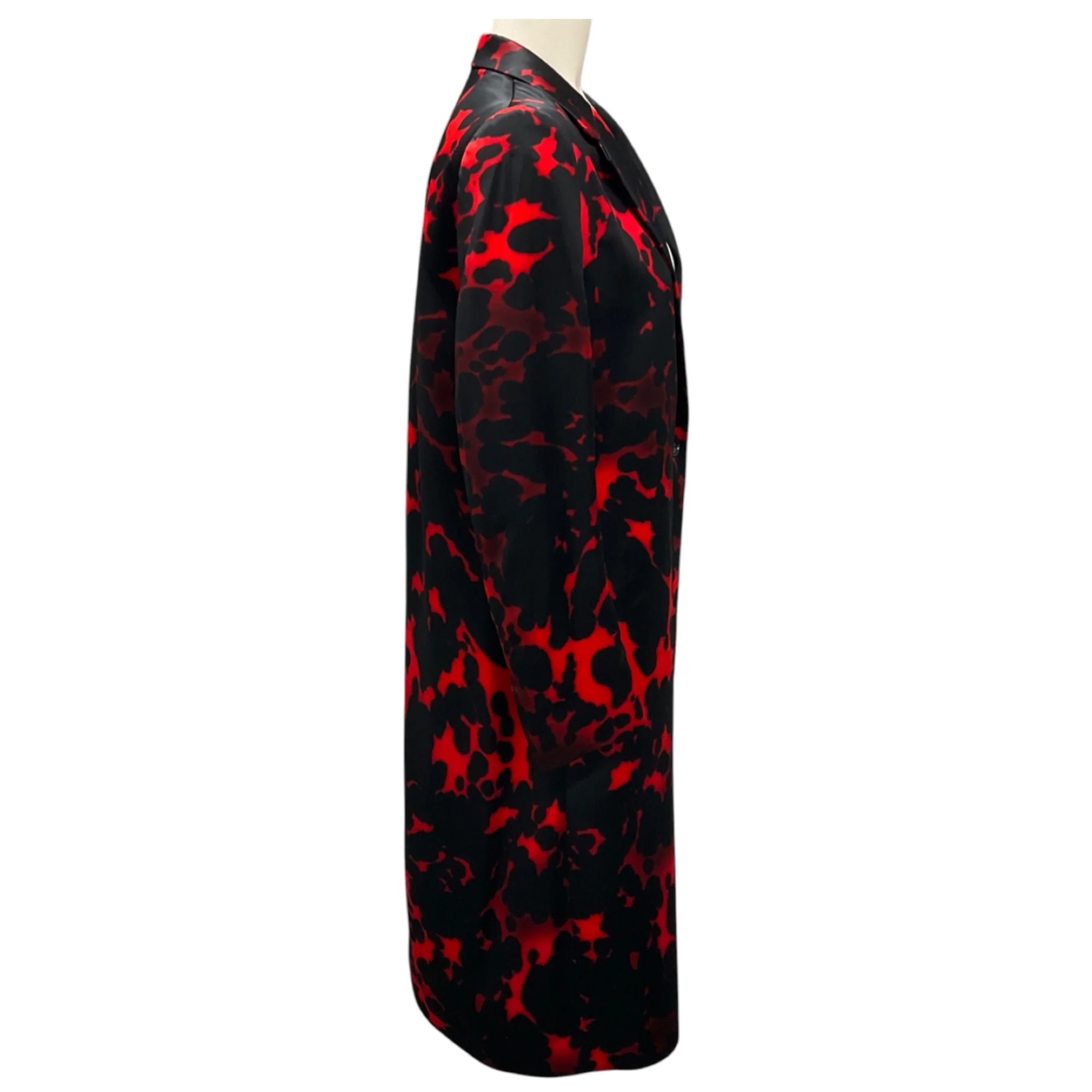 Dries Van Noten Black / Red Printed Satin Evening Coat - Image 2