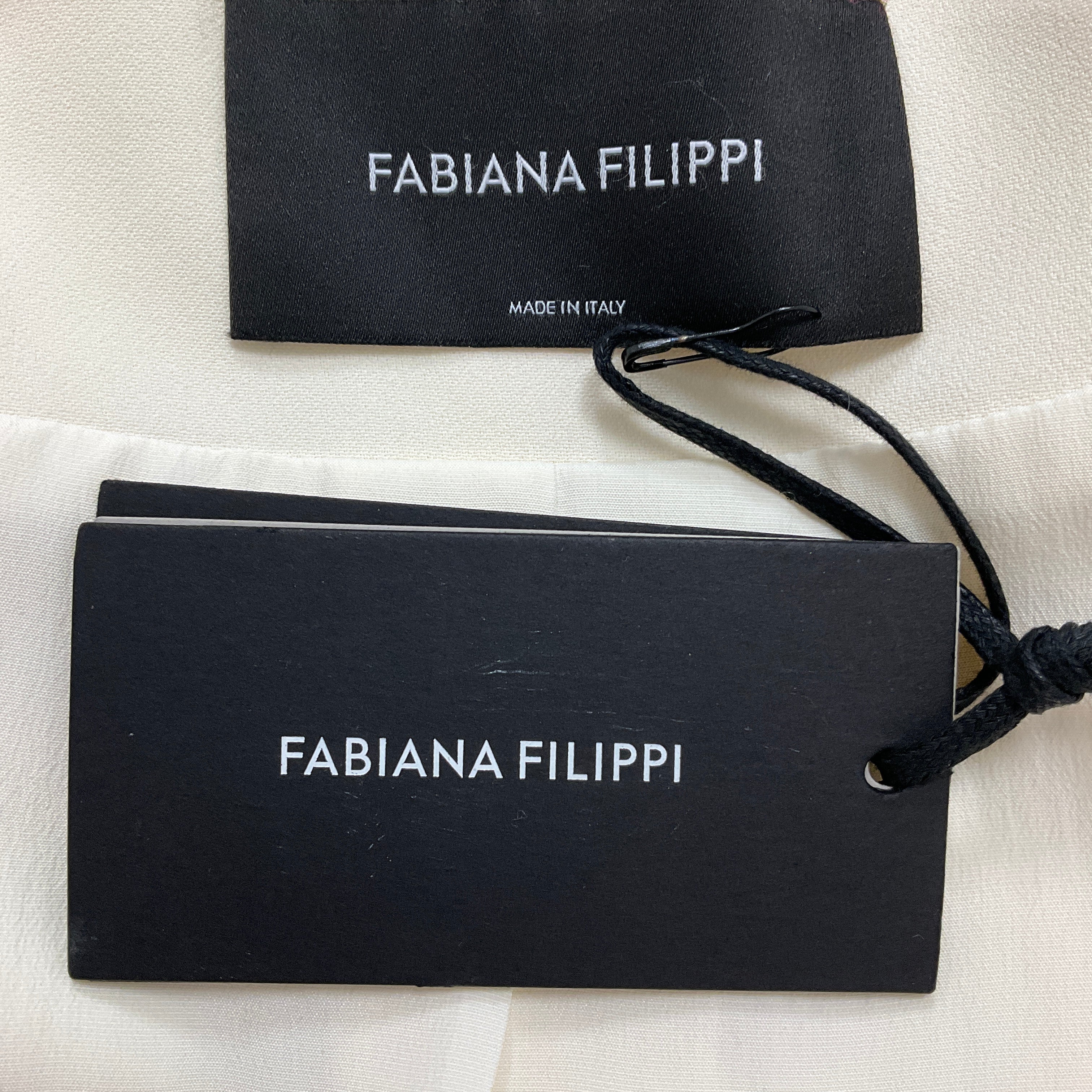 Fabiana Filippi Ivory Embellished Open Front Cady Jacket and Straight Leg Tailored Pants Suit Set - Image 4