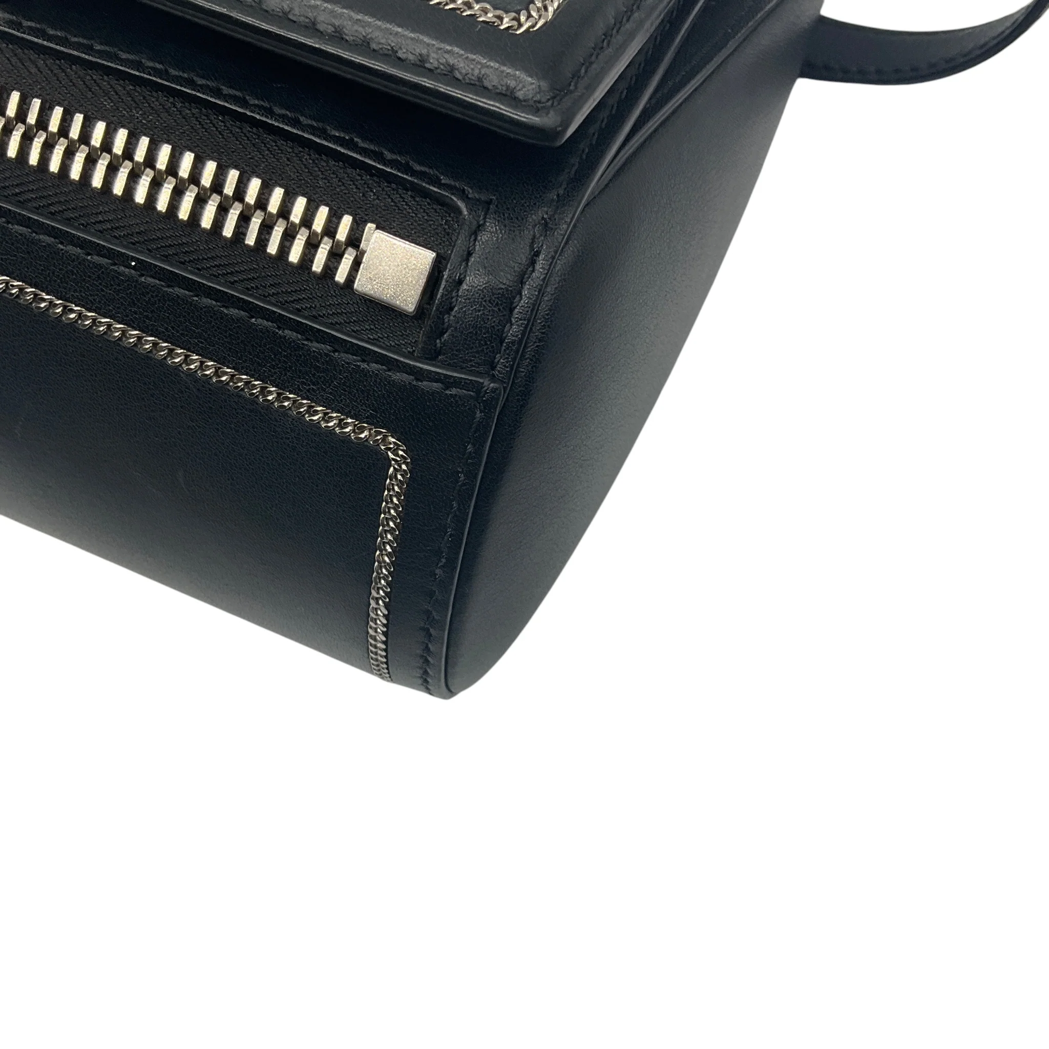 Givenchy Black / Silver Chain Trimmed Leather Crossbody Bag - Image 8