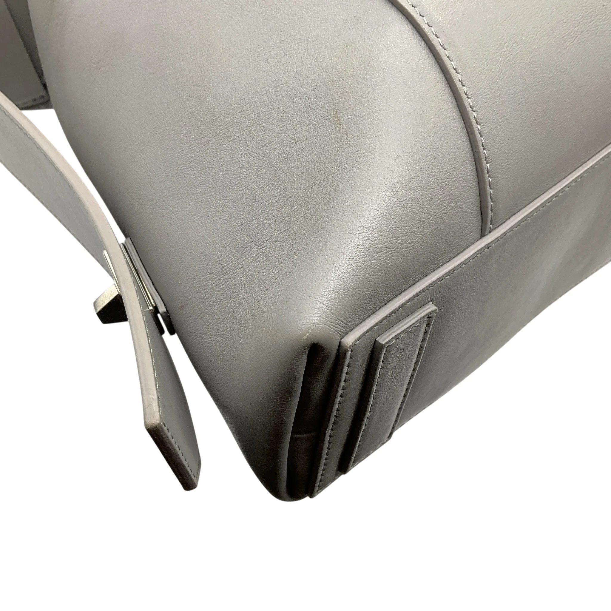 Givenchy Grey Leather Medium Antigona Soft Lock Bag - Image 10