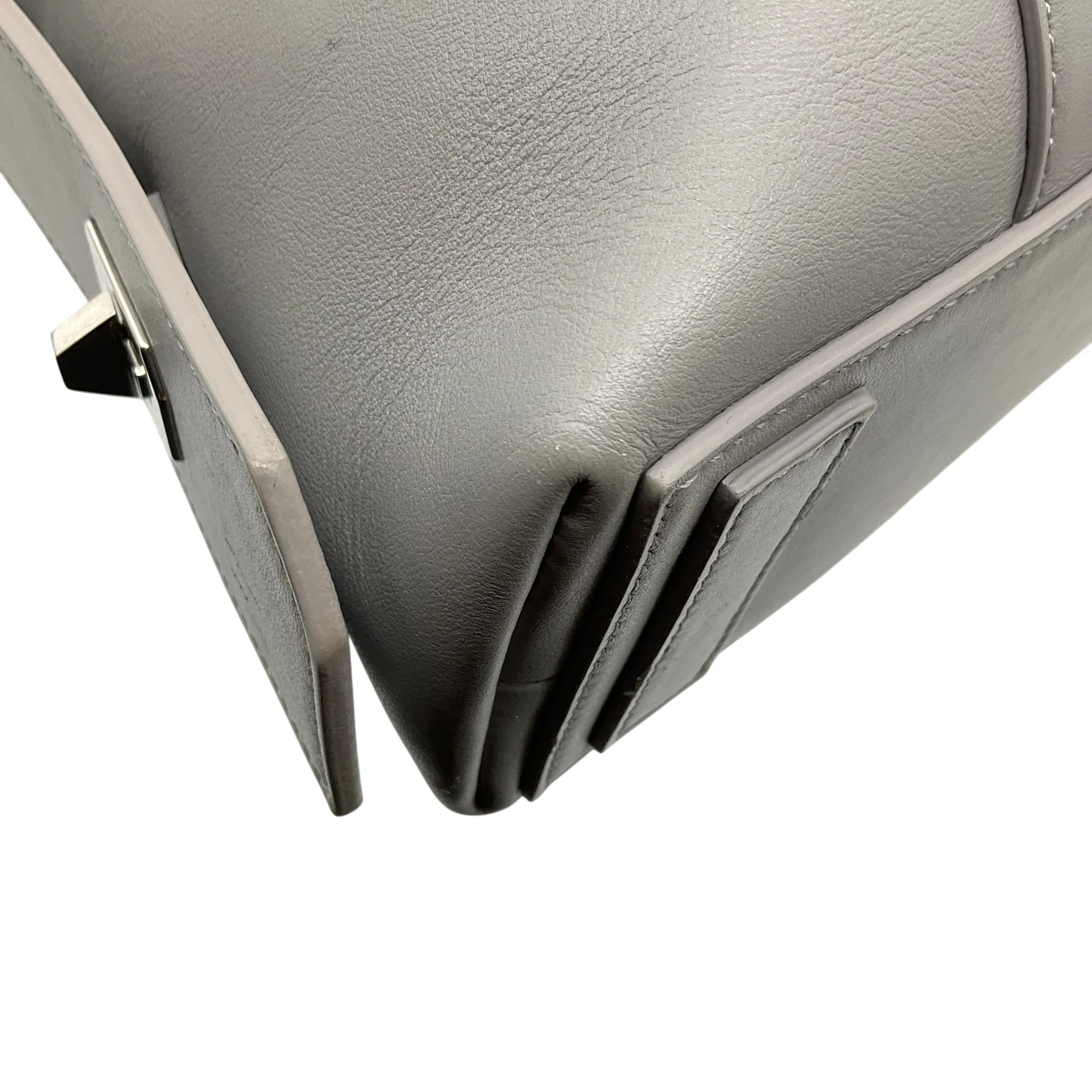 Givenchy Grey Leather Medium Antigona Soft Lock Bag - Image 8