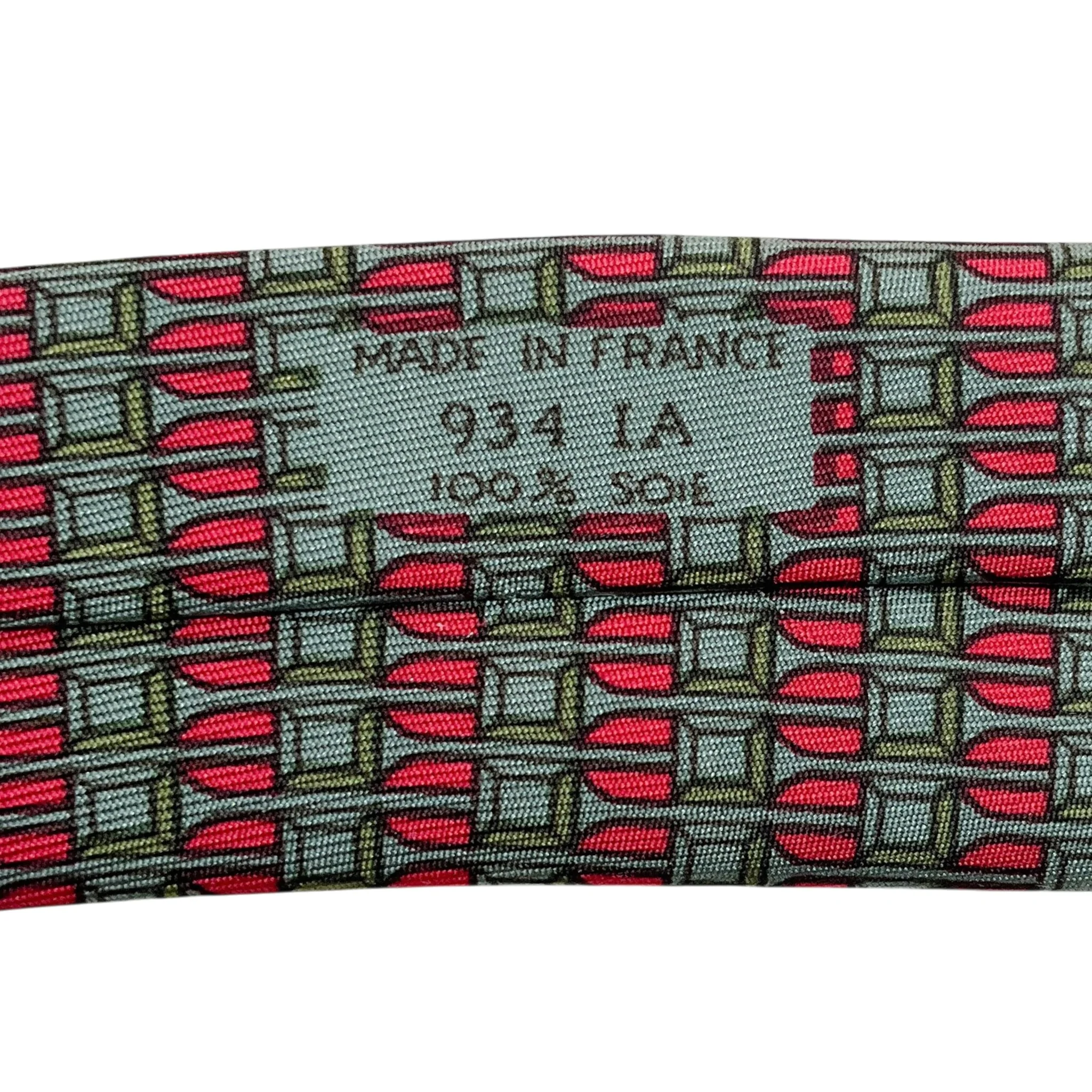 Hermes Red / Green Silk Geometric Print Men's Tie - Image 7