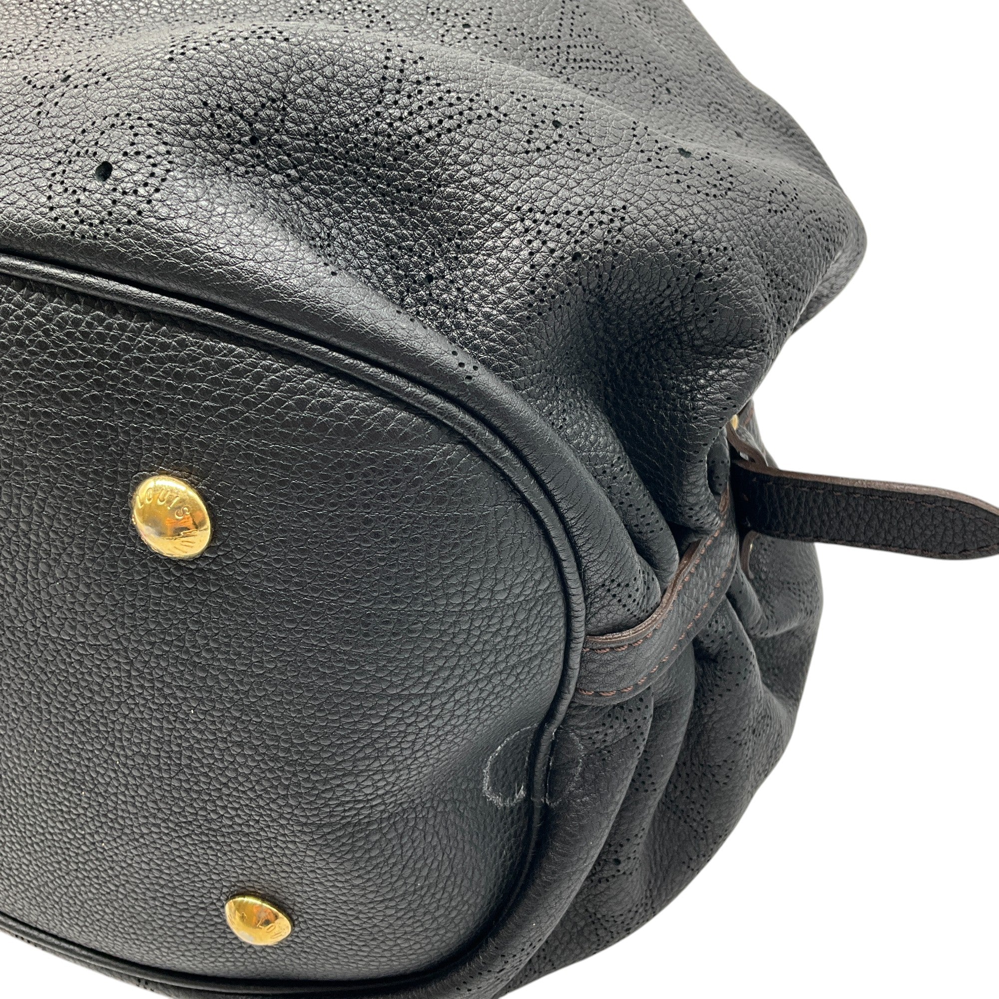 Louis Vuitton Black Monogram Mahina Leather XL Bag - Image 9