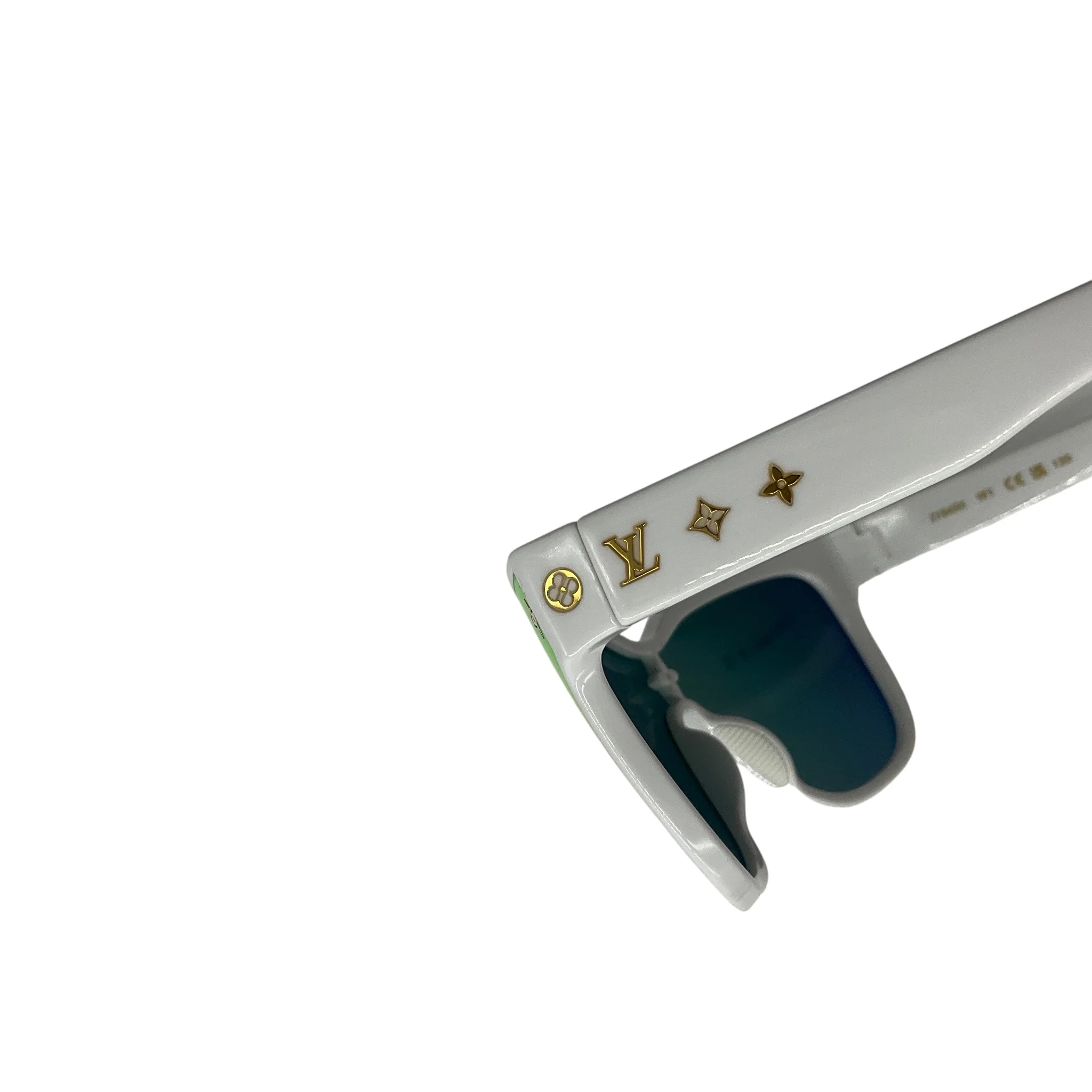 Louis Vuitton White LV Shadow Square Sunglasses - Image 6