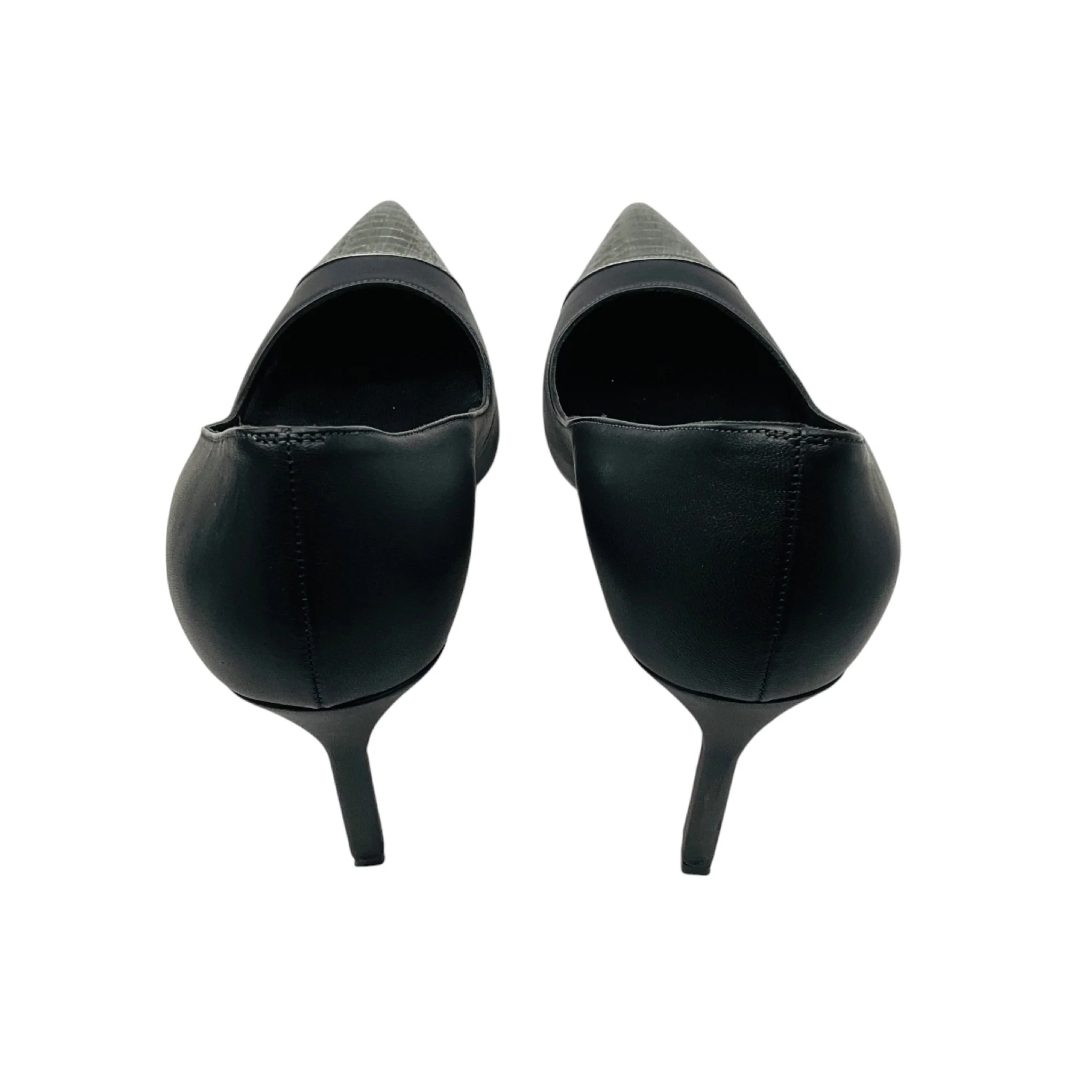 Manolo Blahnik Black / Silver Metallic Embossed Cap Toe Leather Pumps - Image 6