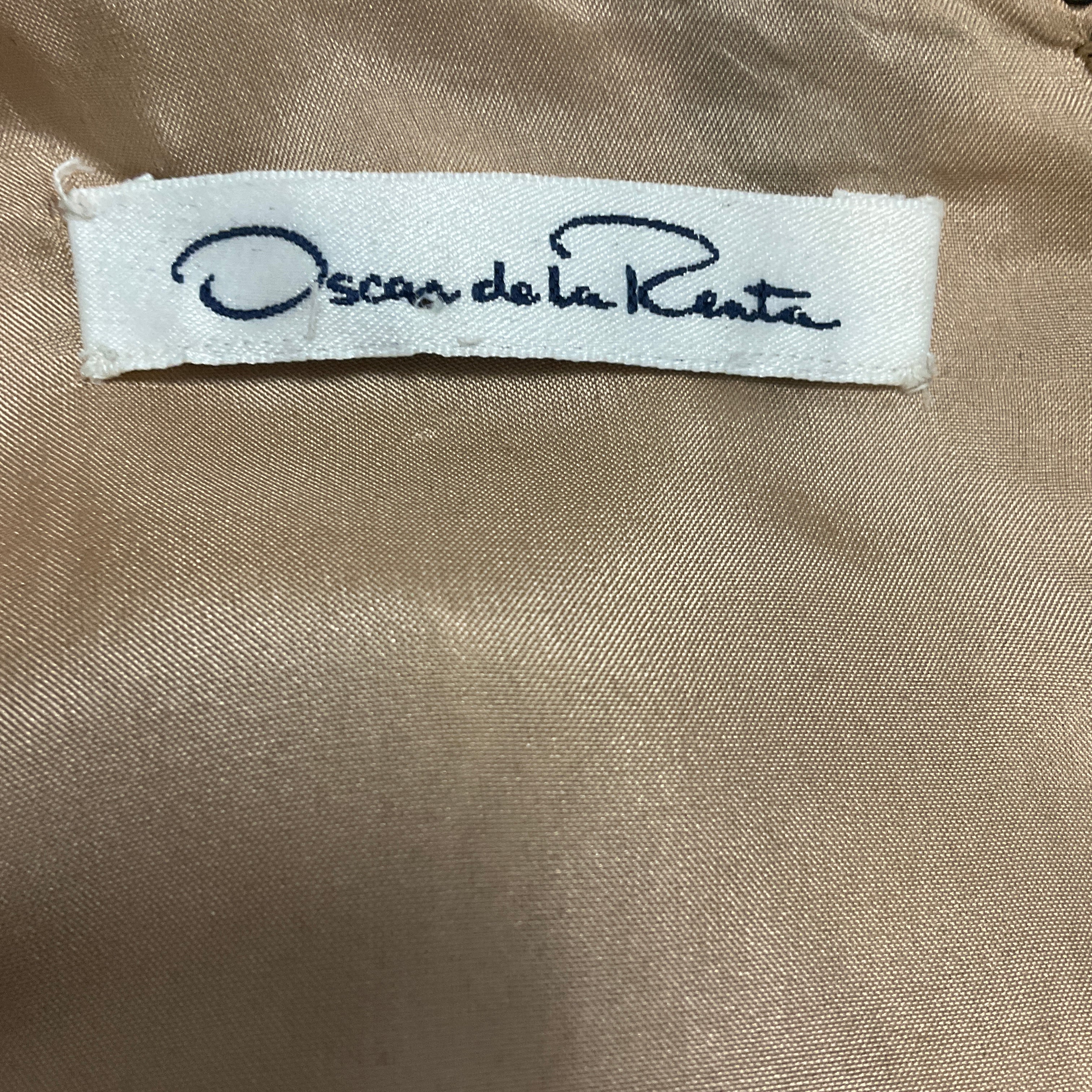Oscar de la Renta Black / Nude Short Sleeved Coated Lace Midi Cocktail Dress - Image 4