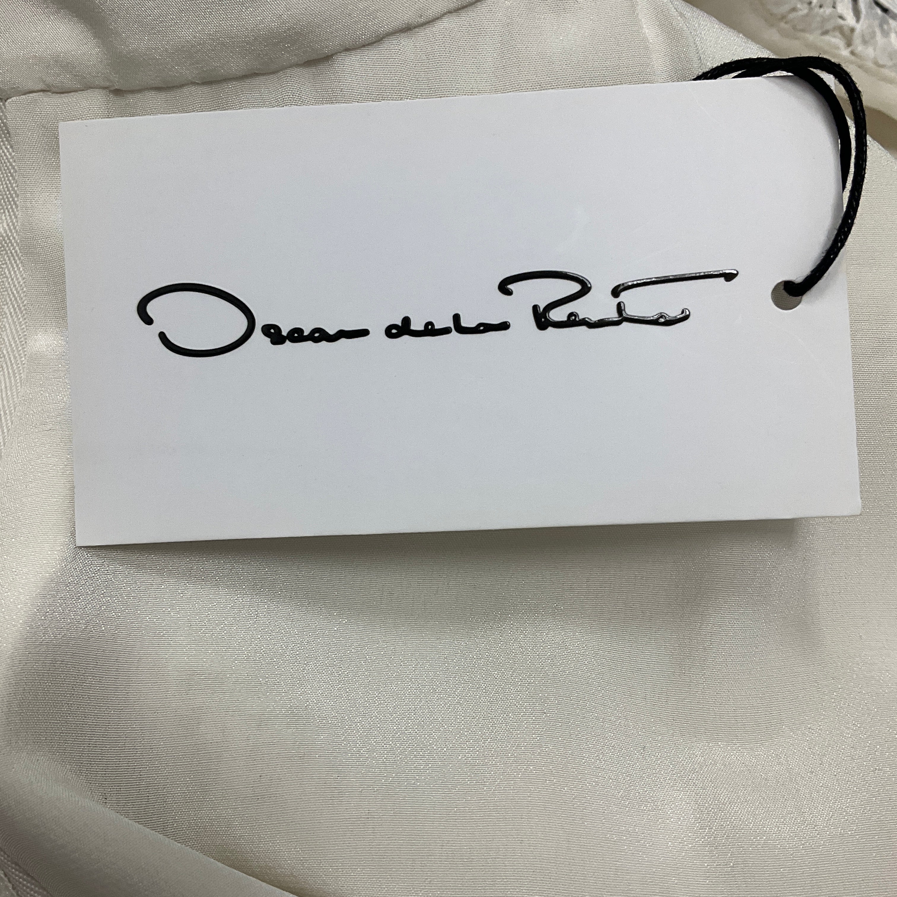 Oscar de la Renta White Gardenia Embroidered Tweed Dress - Image 5