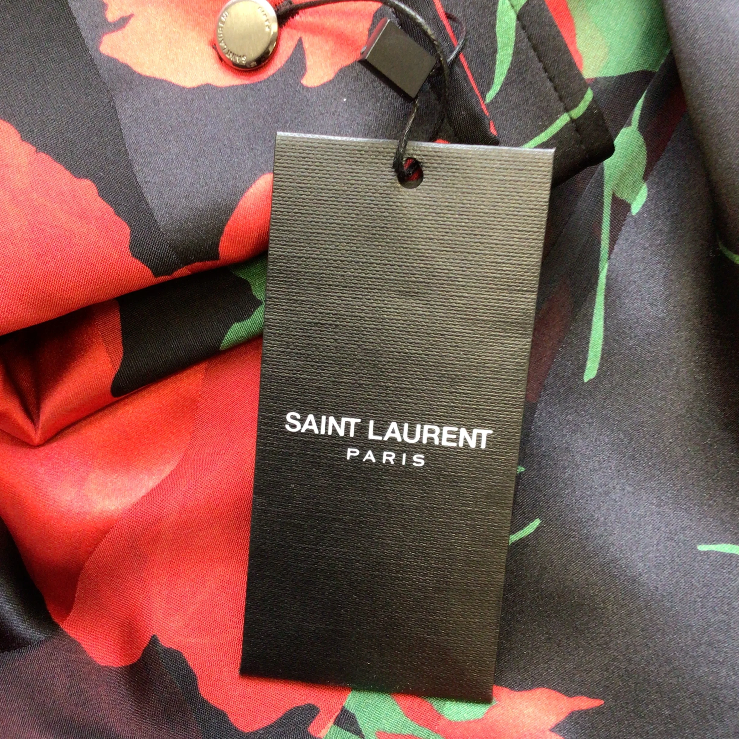 Saint Laurent Black / Red / Green 2022 Floral Rose Print Button-down Silk Shirt - Image 5