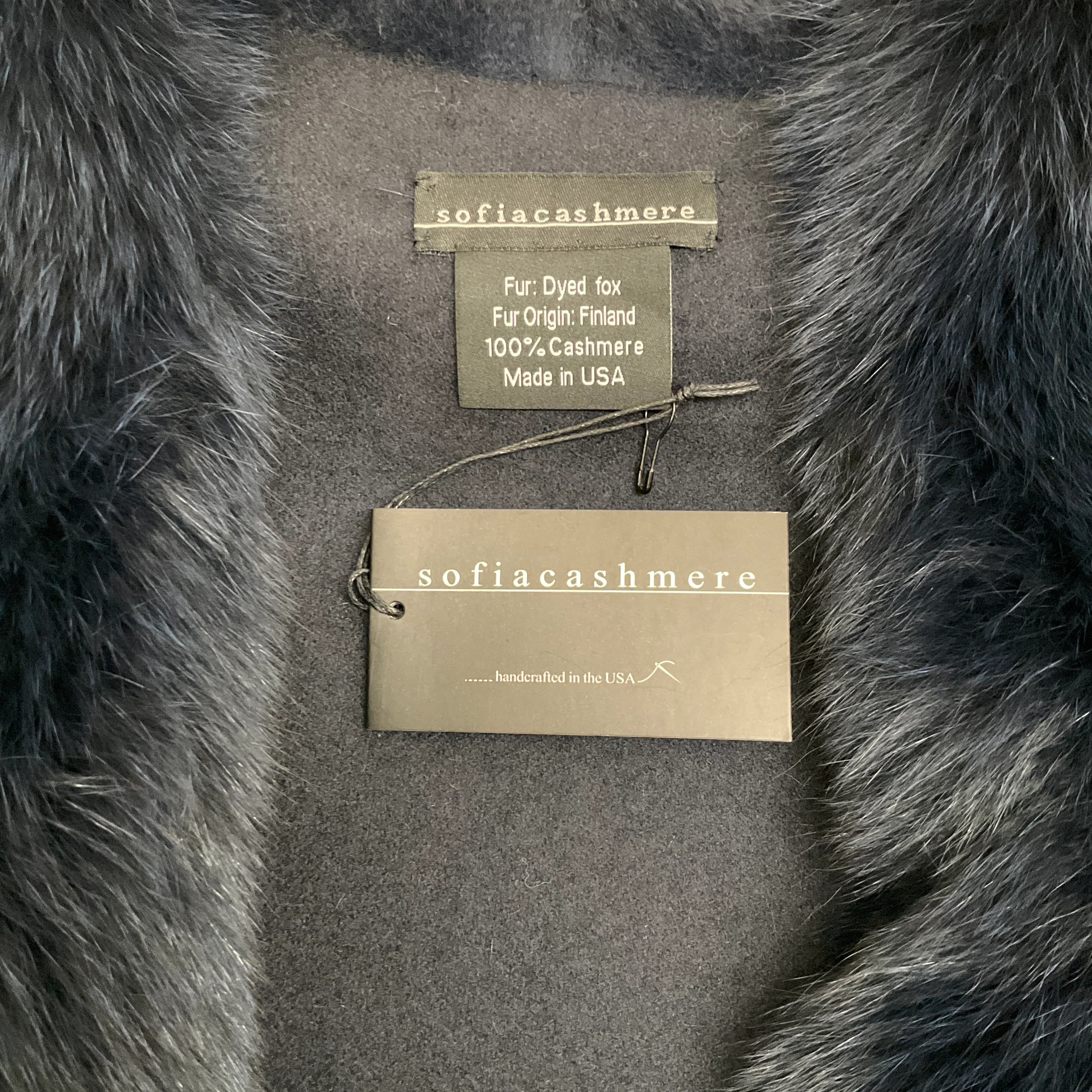 Sofia Cashmere Navy Blue Cashmere Cervinia Fur Trimmed Cape - Image 4