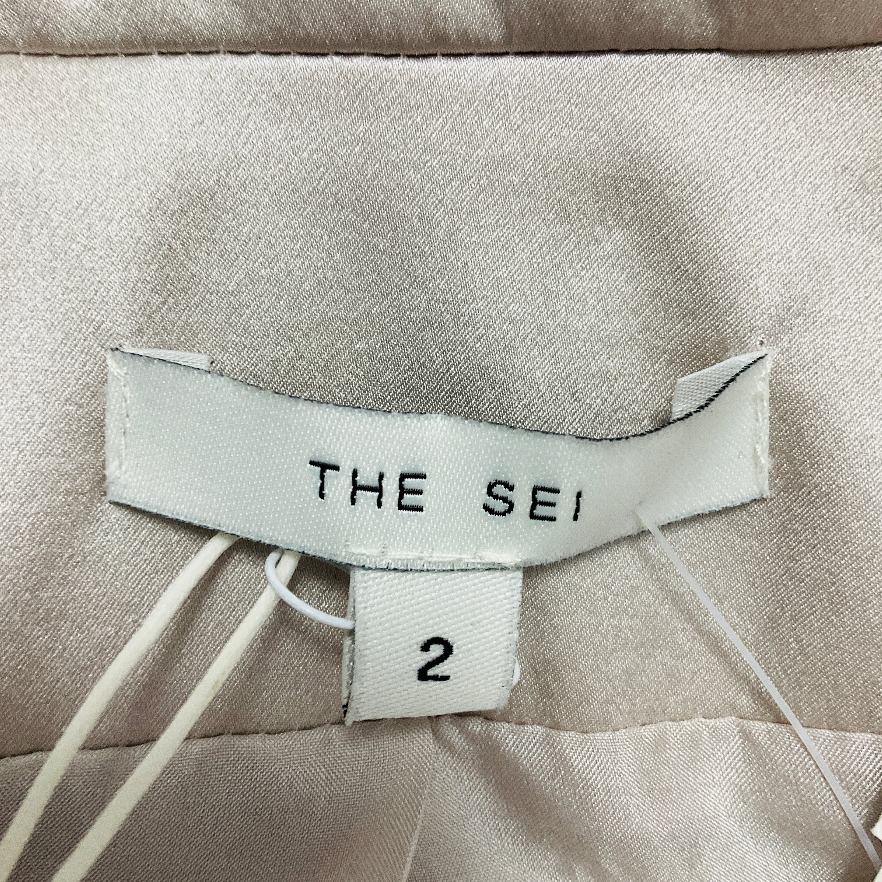 The Sei Grey Oversized Silk Blazer - Image 4